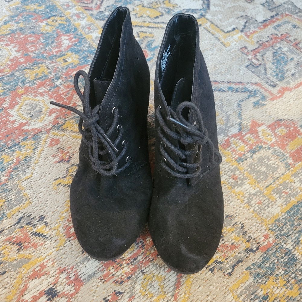 Arizona Lilly Black Faux Suede Wedge Booties